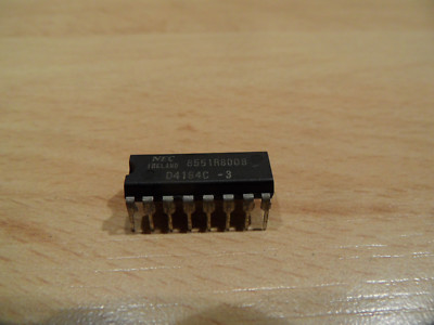 IC ICs NEC Ireland 8551R8008  04164C-3