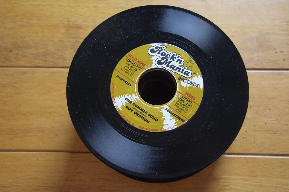 ROY ORBISON "IT'S OVER / OUR SUMMER SONG" 45 RPM 7" VG+ RECORD [D31-160] - Image 2 of 4