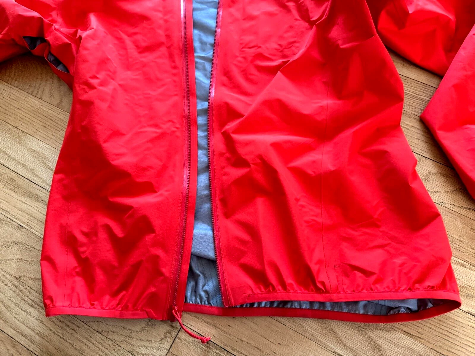 arcteryx gore-tex waterproof shell excellent condition jacket