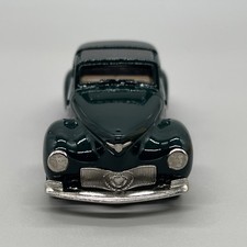 Miniature Brooklin 1/43 - Lincoln Continental 1946 Par Raymond Loewy - Vert - Occasion