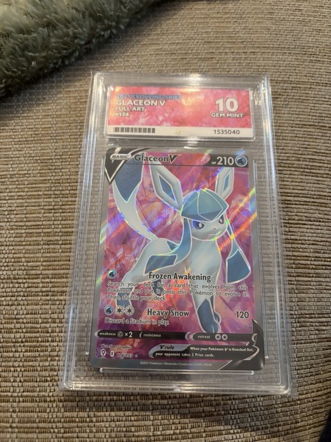 Glaceon V #174 (Evolving Skies (2021))