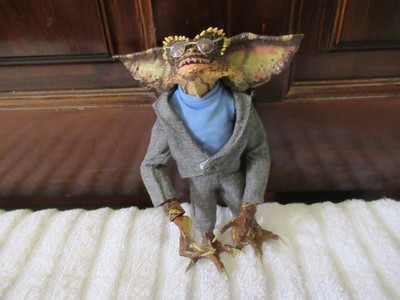 NECA Gremlins Brain Action Figure Loose (missing accessories)