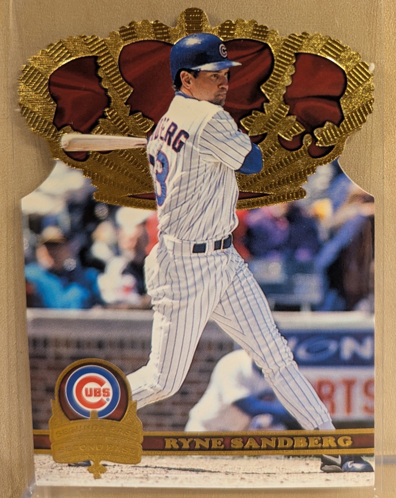 1997 Pacific GOLD CROWN DIE CUTS #25 Ryne Sandberg Cubs RARE FOIL INSERT