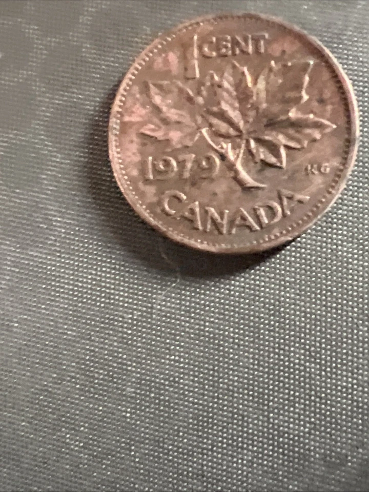 1979 Canadian 1 Cent With Rare Mark & Full OF Double Die In O/R  Error Coin, #1 - Image 3 of 4