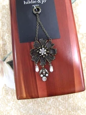 Hildie & Jo Stunning Floral Pendant with Rhinestone  and Faux Pearls 5-1/4" NEW