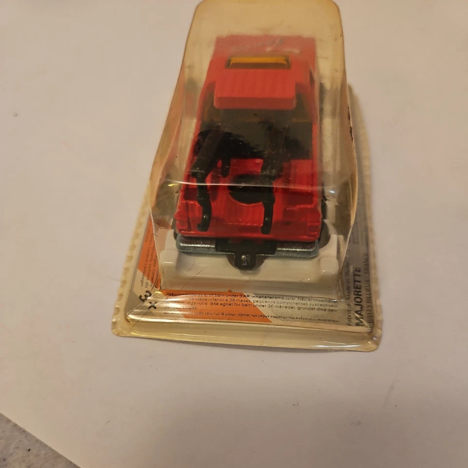 Camión de remolque Chevy fundido a presión Majorette #228/291 Depanneuse 24 horas servicio 1/62 vintage Foto 4 de 4