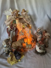 Vintage  FIBER OPTIC NATIVITY SET 6 PC SET With Lights And Music Peace On Earth