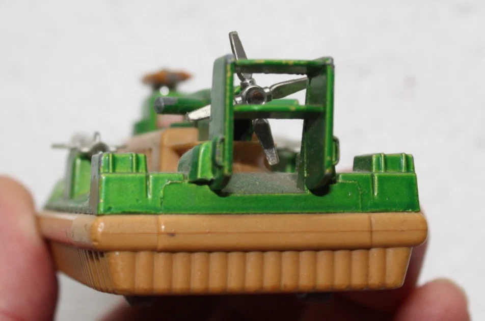 Matchbox Superking K 105 Hover Raider - Bild 4 von 4