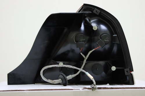Luz trasera izquierda para Ford Crown Victoria 1999-2009-FO2800175 - Imagen 4 de 5