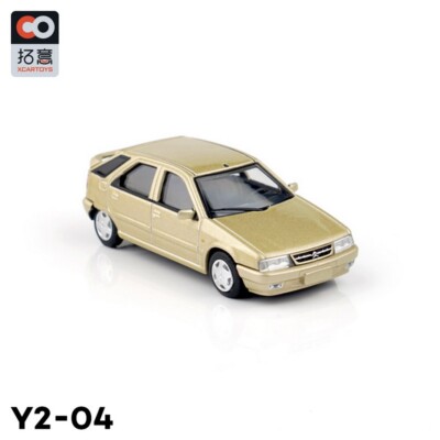 XCARTOYS 1/64 Scale Citroen FuKang Gold Diecast Car Model Toy