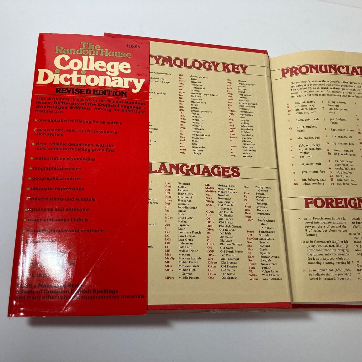 The Random House College Dictionary: Revised Edition 1979