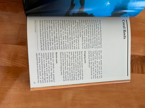 An Underwater Guide to Indonesia Hardcover, By R. Charles Anderson, Like New - Imagen 11 de 15