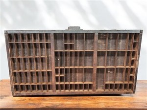 Printer Drawer Wood Block Typeset Tray, Letterpress Thimble Shell Display, A47