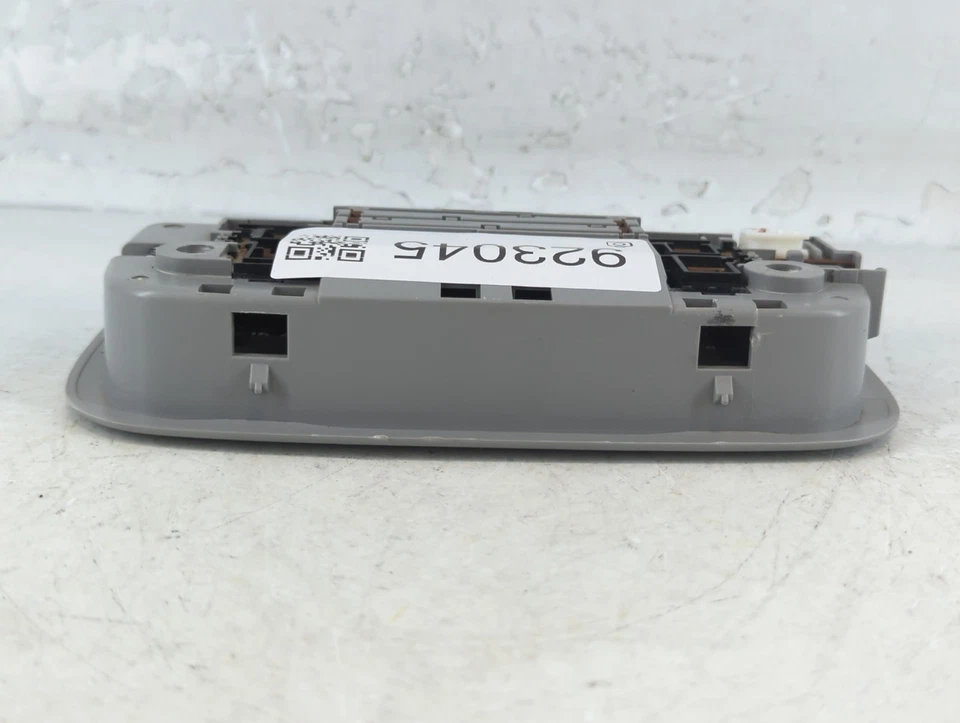 Лампа подсветки салона сиденья 2011 Honda Cr-z N6GTW - Изображение 4 из 4