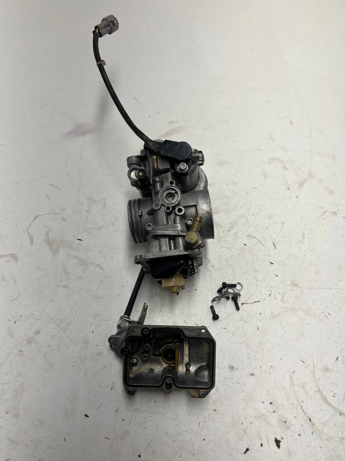 08 2008 Yamaha YZ450F Yz 450 f OEM Carb Carburetor Body Bowl Float Jet Slide