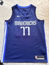 Luka Doncic Mavericks Nike NBA Swingman Jersey Size M 44 #77