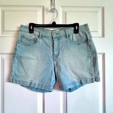 Levi's 515 Women's Light Blue Wash 5" Mid Rise 5 Pocket Denim Short 10