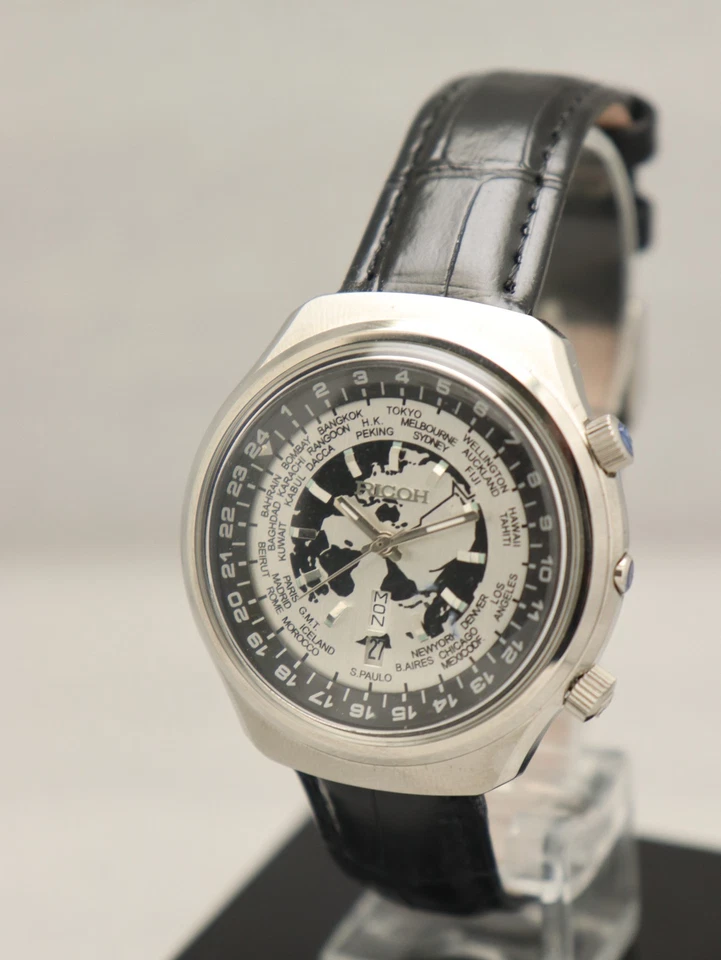 Reloj Hombre Ricoh Automático Hora Mundial Día y Fecha. Foto 3 de 4