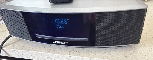 Bose Wave Music System IV CD Player Radio w/ Remote - Silver, Good Condition