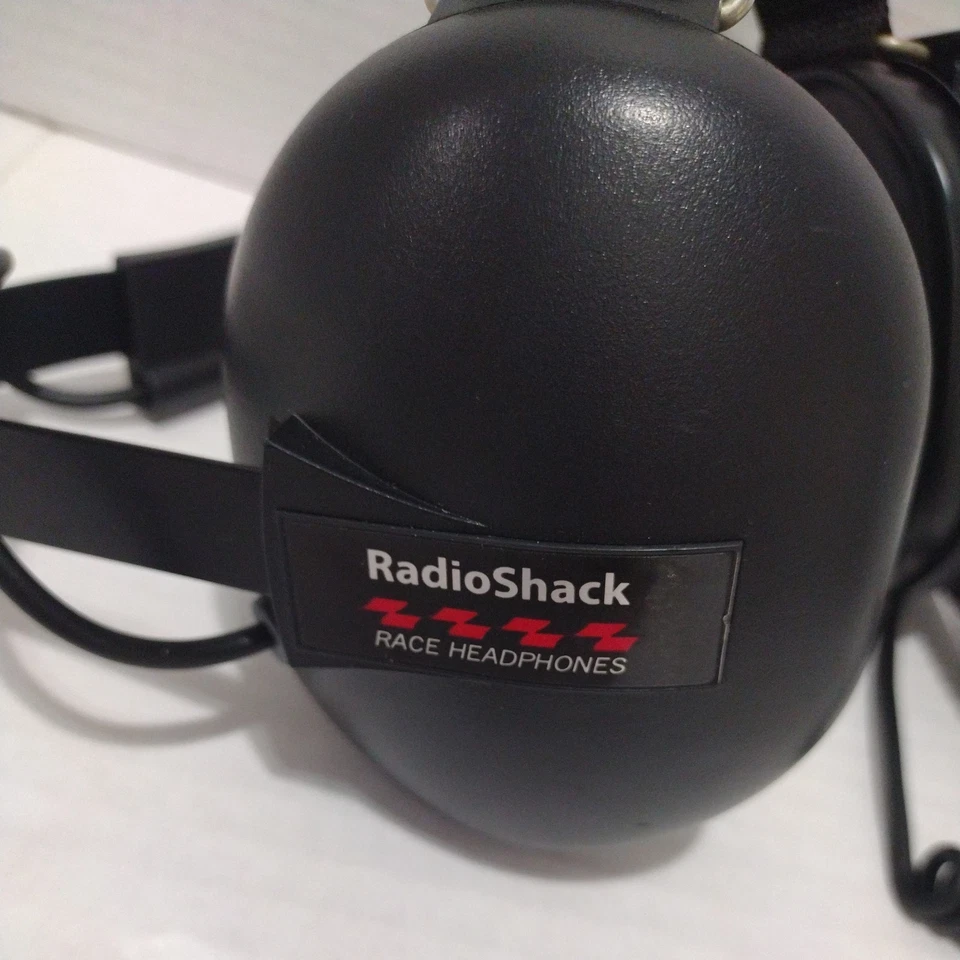 Auriculares escáner de carrera con reducción de ruido Radio Shack negros ajustables NASCAR Foto 2 de 4
