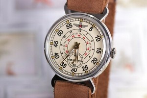 pobeda aviator watch