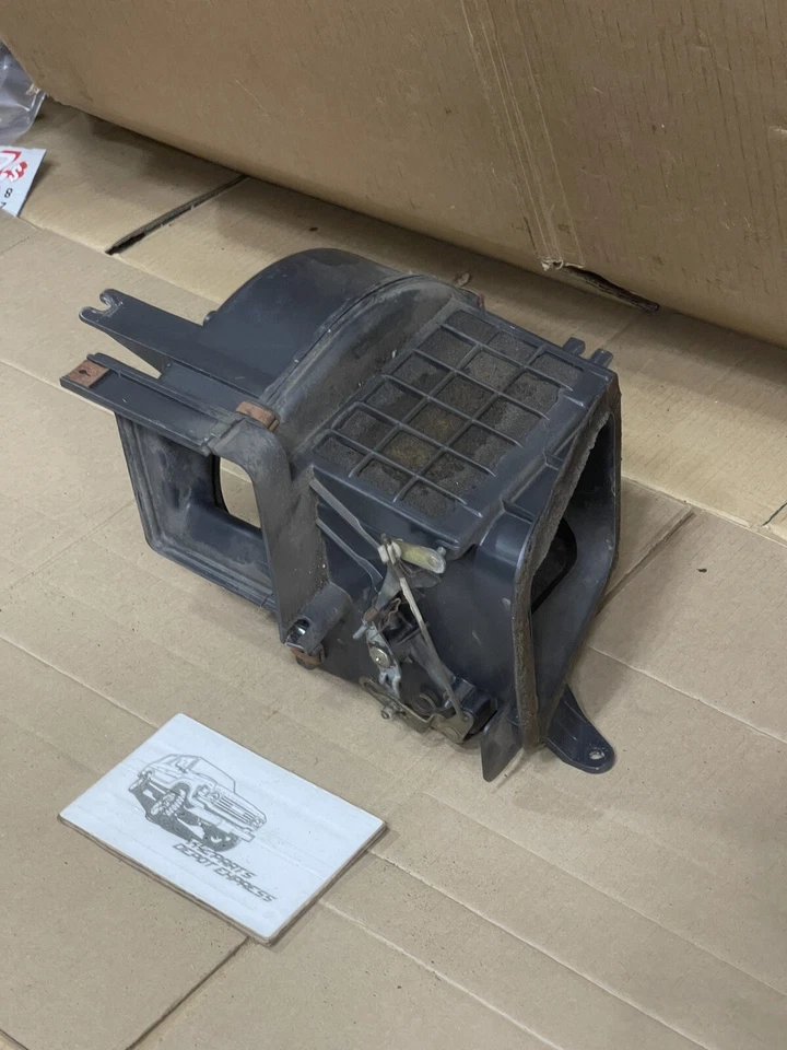 Carcasa ventilador motor soplador Toyota Land Cruiser 1980-1987 BJ60 FJ60 OEM 87130-90A01 Foto 4 de 4