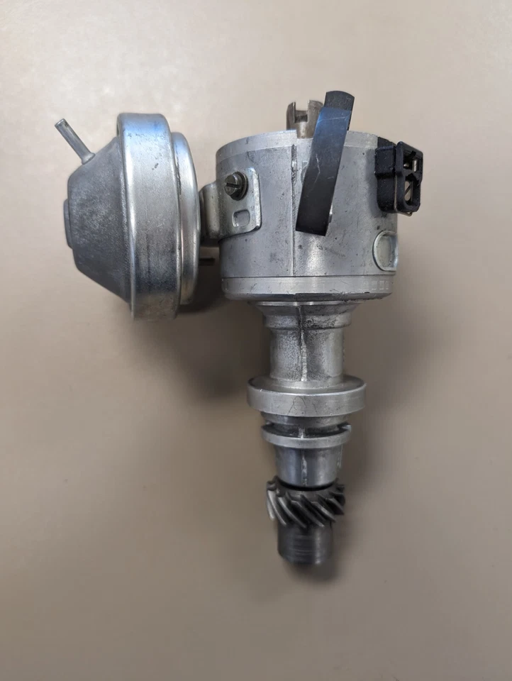 НОВЫЙ OEM ДИСТРИБЬЮТОР ДЛЯ AUDI 4000/5000 2.2L 5CYL 82-84 035905205B - Изображение 3 из 3