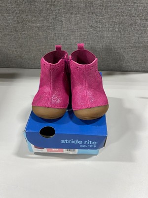 Stride Rite Unisex-Child Sm Agnes 2.0 Fashion Boot - Size 6