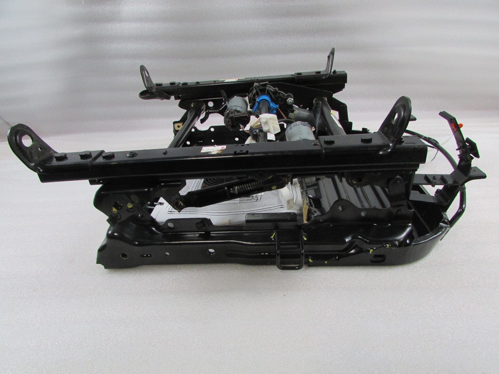 Maserati Quattroporte, LH, Left Front Seat Track w/ Motors, Used