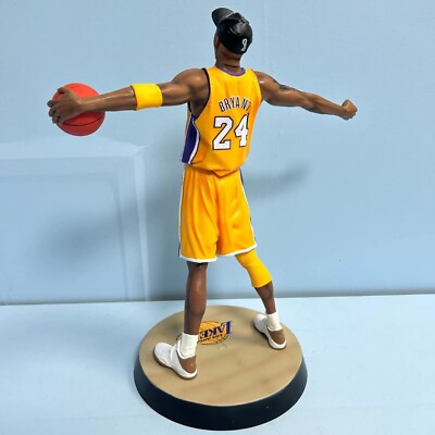NBA Star Roar Kobe Figure Statue Commemorative Model Boxed 13in