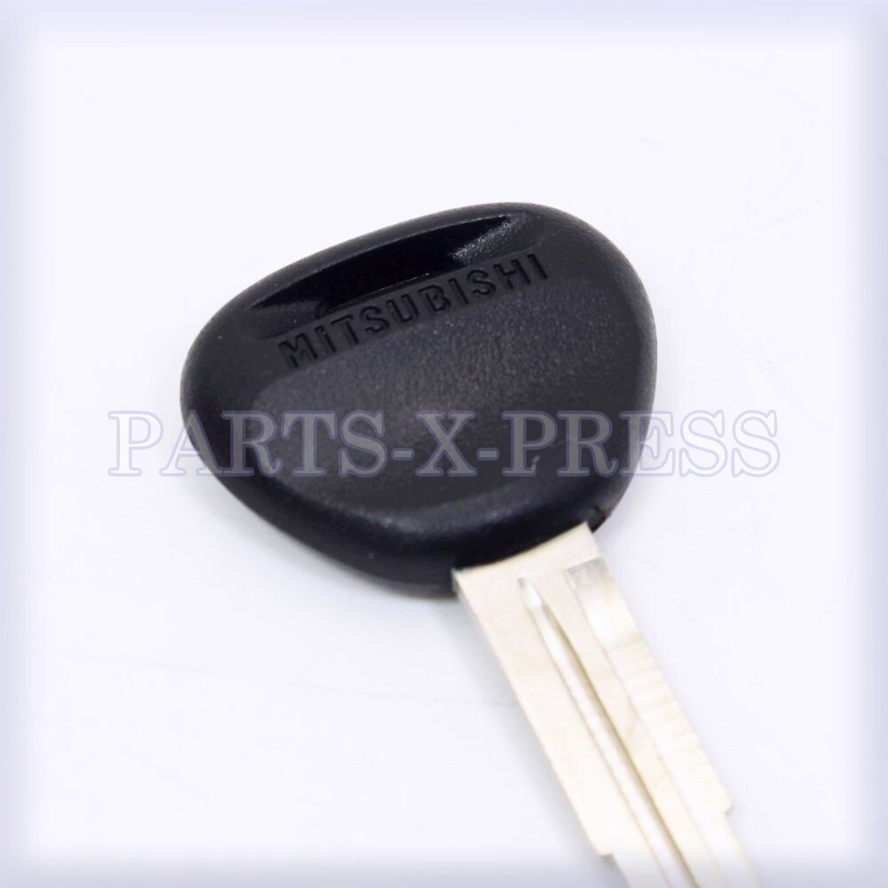 Lot Of 2 Key Blanks – Black Plastic Rubber Head For Mitsubishi Galant 1999 – Strattec