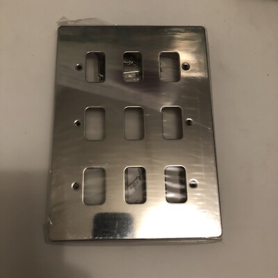 9 Gang Modul Gitterblende für Schalter. GET (Schneider) Ultimate. Chromoptik