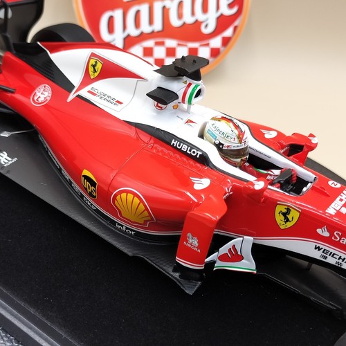 Look Smart 1/18 Ferrari SF16-H Sebastian Vettel Australia GP 2016 LS18F104 - Foto 9 di 22