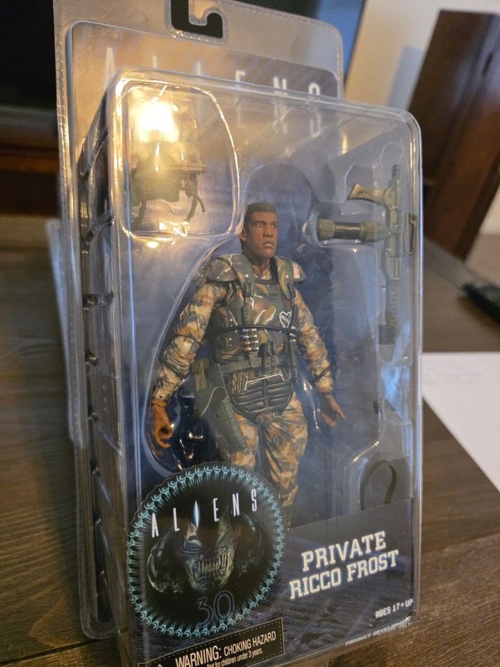 NECA Aliens Private Ricco Frost 7" Action Figure Alien Movie Series 9 ...