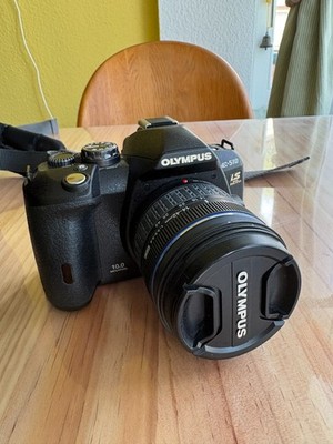Olympus  E-510 10,0 MP Digitalkamera - Schwarz (Kit mit 14-42mm, 40-150mm)