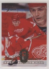 1994-95 Flair Sergei Fedorov (Copyright One Line Below Stats) #48 HOF 0e0p