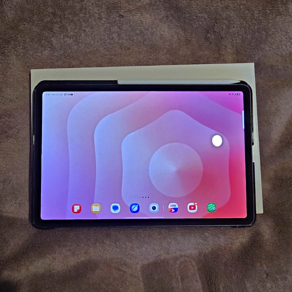 Samsung Galaxy Tab S11 · 128GB · Cellular, photo 1 of 4