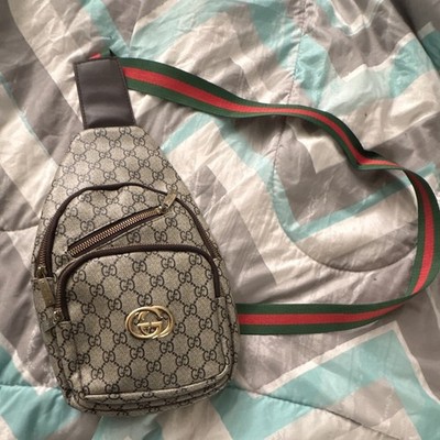Gucci GG Monogram Crossbody Sling Bag Zip w/ Green/Red Strap Gold Hardware