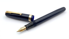 VINTAGE WATERMAN 515 FOUNTAIN PEN IN DARK BLUE 14K GOLD MEDIUM NIB ENGLAND