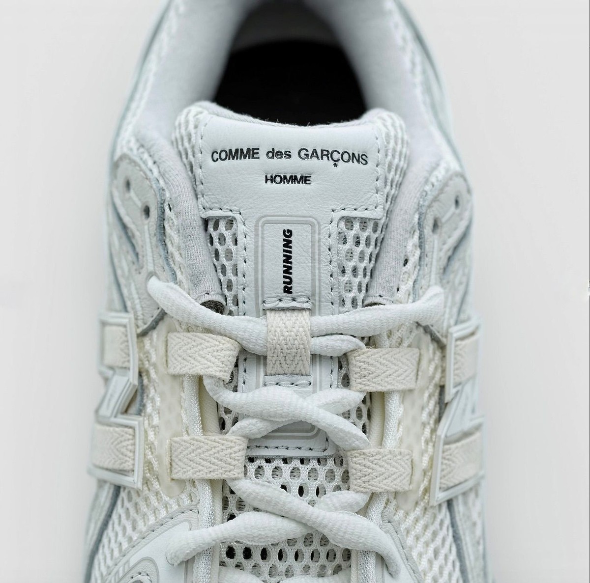 COMME des GARÇONS HOMME New Balance 1906R 2colors Black White