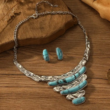 Boho Style Silver Plated Inlaid Turquoise Necklace Earrings 3 piece Set