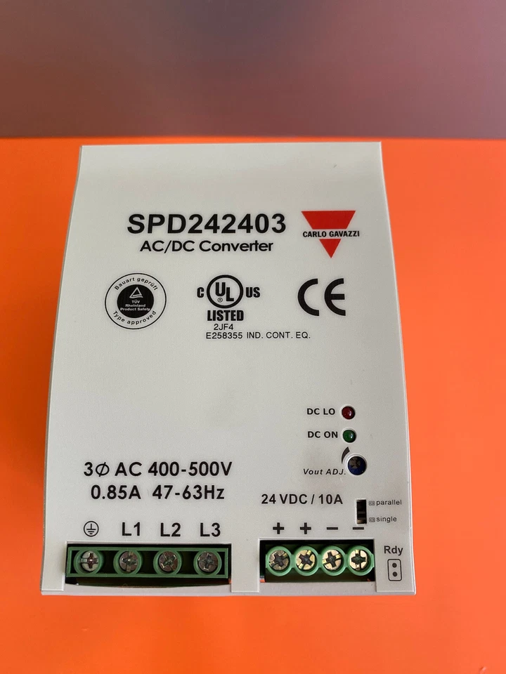Carlo Gavazzi SPD142403 AC/DC Converter 3Ph 400-500VAC 47-63Hz 0.85A - Image 3 of 4