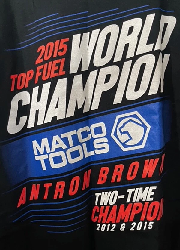 VRHTF CAMISETA DE COLECCIÓN COOL NHRA ANTON MARRÓN MATCO TOOLS 2015 CAMPEÓN DEL MUNDO MEDIANA Foto 2 de 4