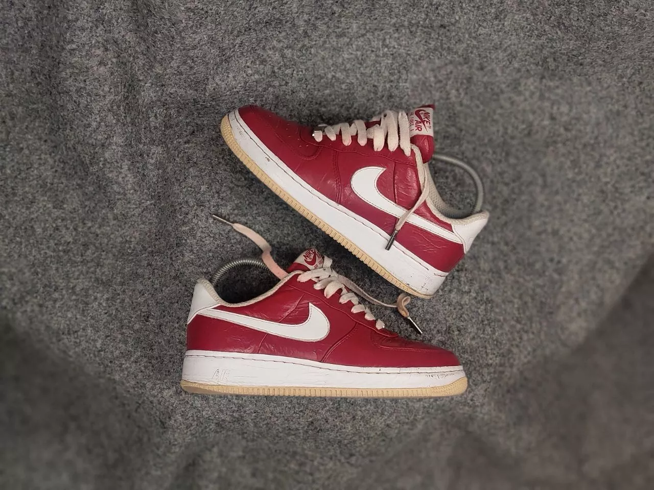 Baskets vintage Nike Air Force Slam Jam Varsity rouge/blanc Supreme