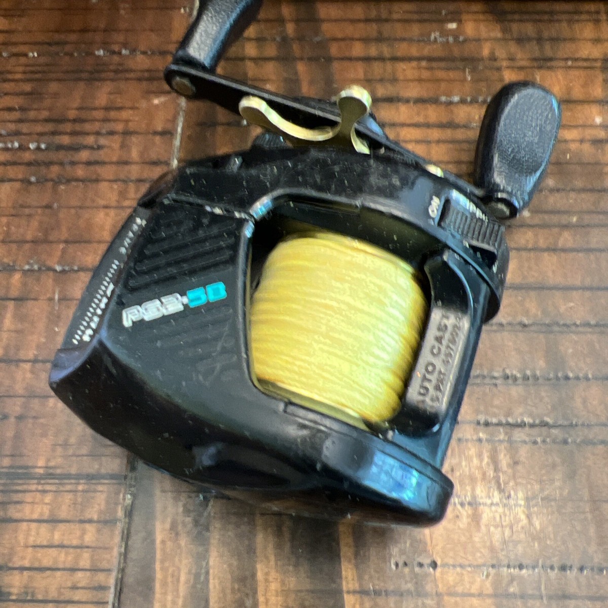 DAIWA PS2-5B BAITCASTING REEL ~ POWER MESH DRIVE ~ HI-SPEED ~ 5.2