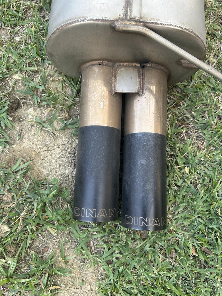 Kit Silenciador Escape-Cupé, E92 Dinan D660-0027 se adapta a BMW M3 2008-2011 Foto 2 de 4