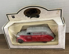 Lledo Days Gone Chevron Standard Oil Streamline Tank Truck Die Cast Metal 4"  L