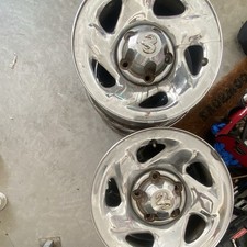 1998-2000 Dodge Ram 1500 16x7 3 Spoke Polished Aluminum Wheel