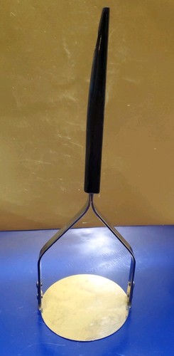 VTG Potato Masher Round Flat Mirror Plate Stainless Steel Made USA Black Handle