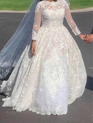 Davids Bridal Petitie size 4 wedding dress with custom lace sleeves 